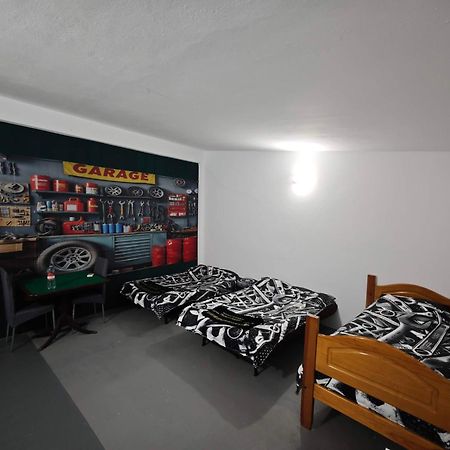 Garage4Me Pool Opcional Hotel Esmoriz Buitenkant foto